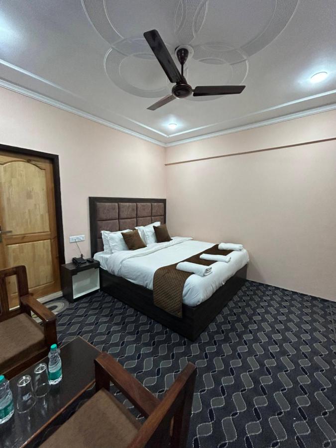Hotel Fair Mount, Airport Road, Humhama Srinagar Exterior foto