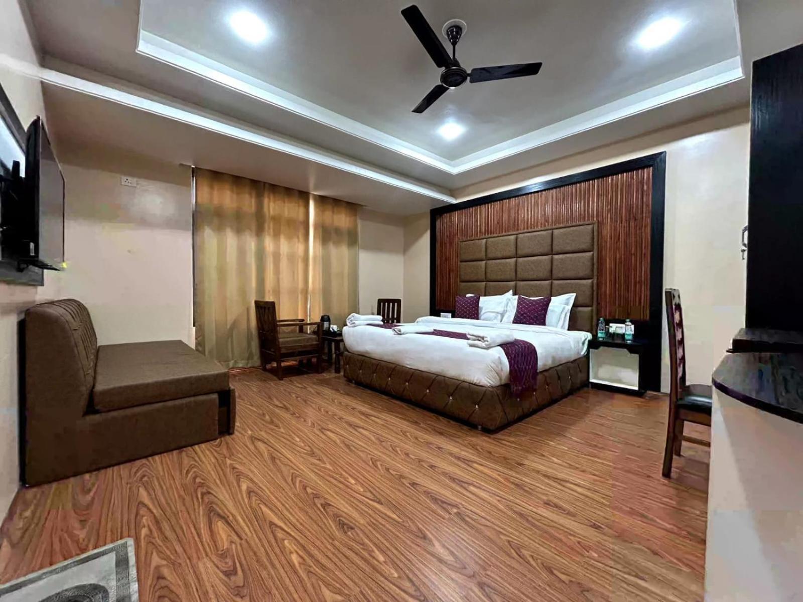 Hotel Fair Mount, Airport Road, Humhama Srinagar Exterior foto